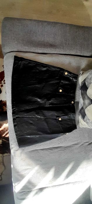 Fusta mini imitatie piele Zara