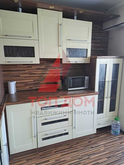 Дава се под наем Четиристаен апартамент в Варна, Младост 1 - 82 кв.м за 663 € - Снимка #1