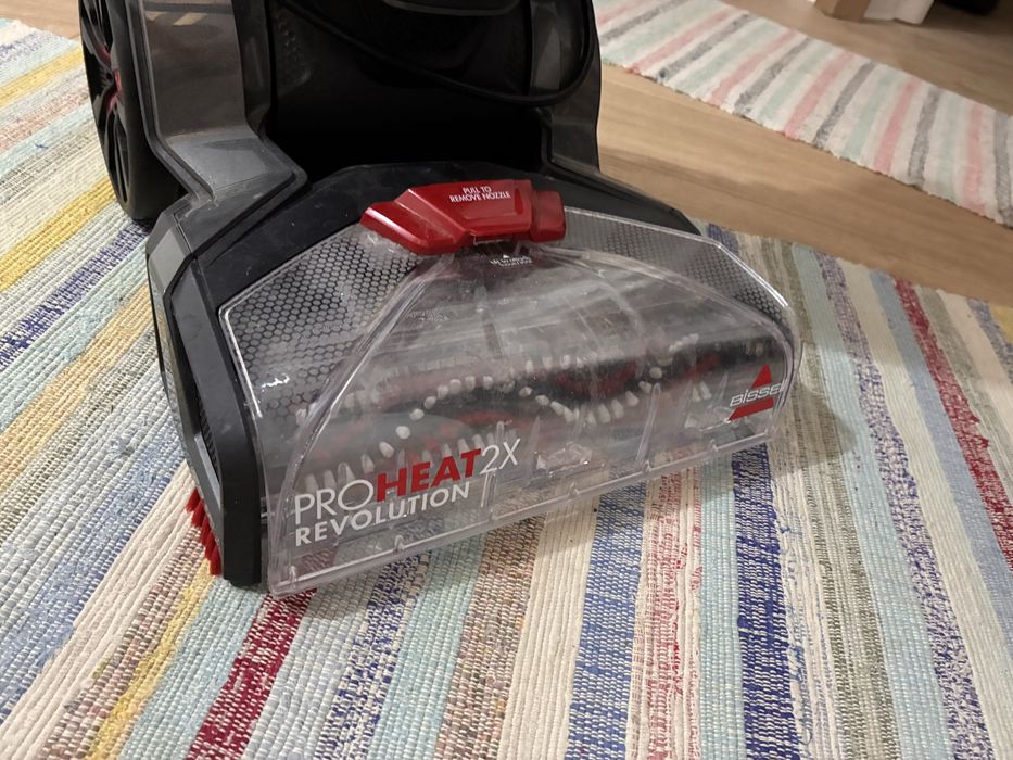 Aspirator cu spalare Bissell ProHeat Revolution 2x