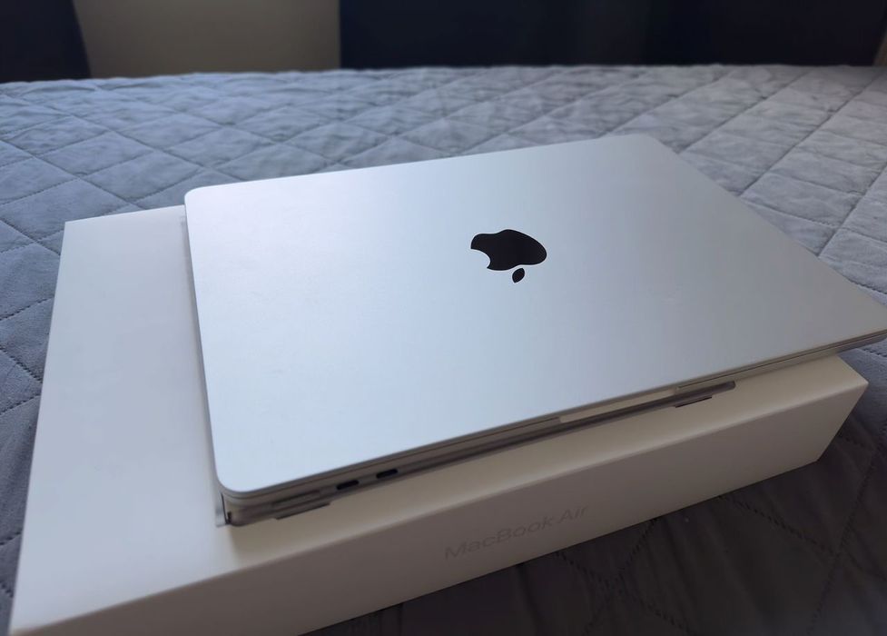MacBook Air 2022 m2. Full