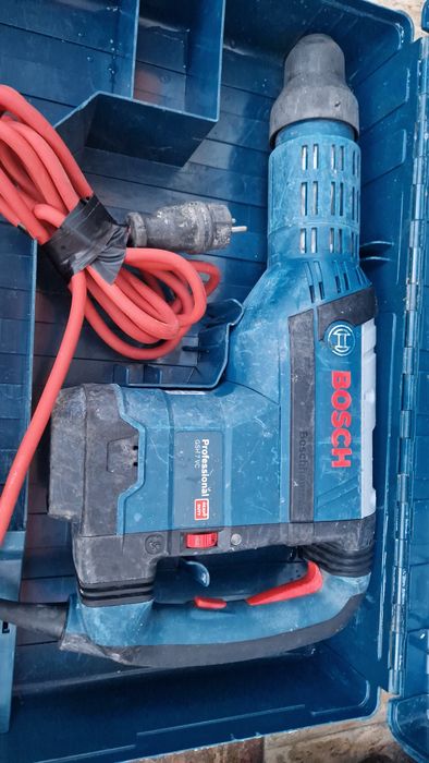 Ciocan demolator Bosch GSH 7 VC