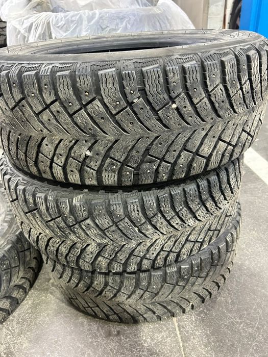Продаю Зимние автошины