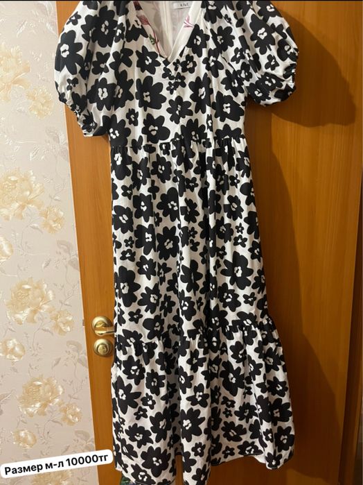 Продам нардные платья