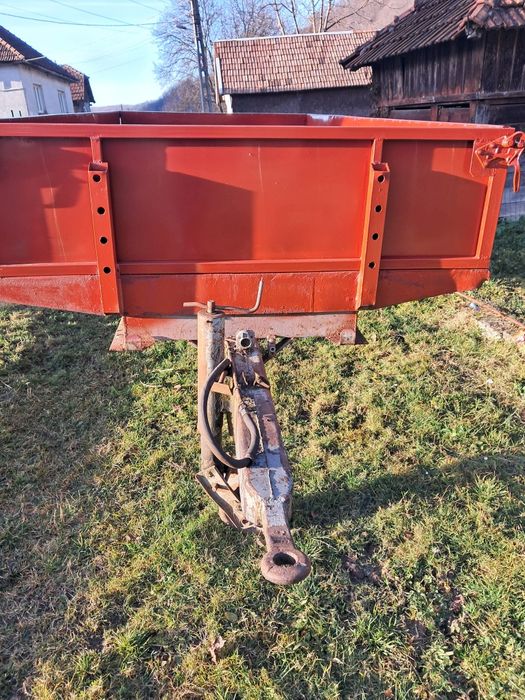 Remorca Basculabila 5 T