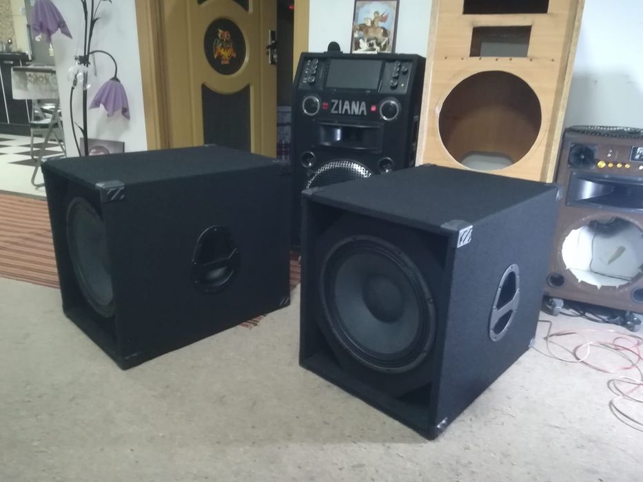 Vând/schimb doi bași