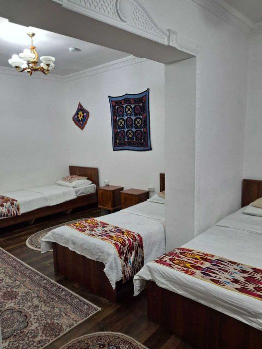 №3771 Уй Мехмонхона Сотилади!!