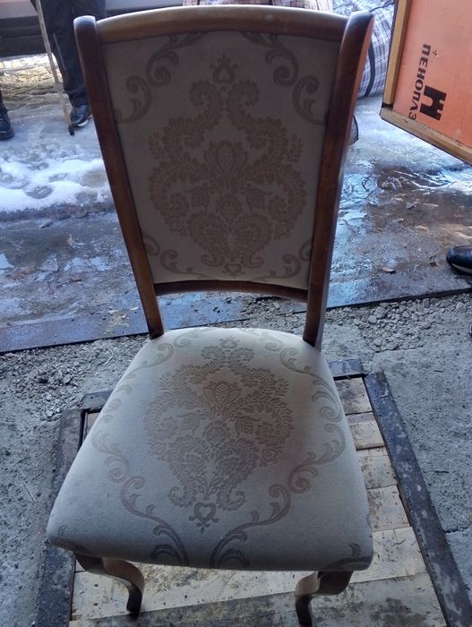 Продам стол со стульями