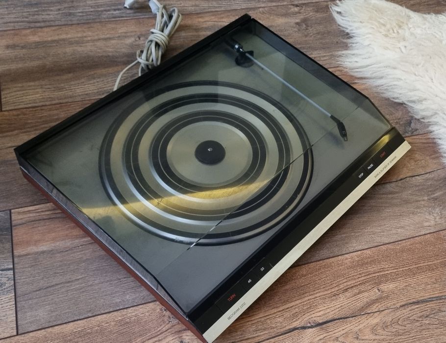 Bang & Olufsen Beogram 2202
