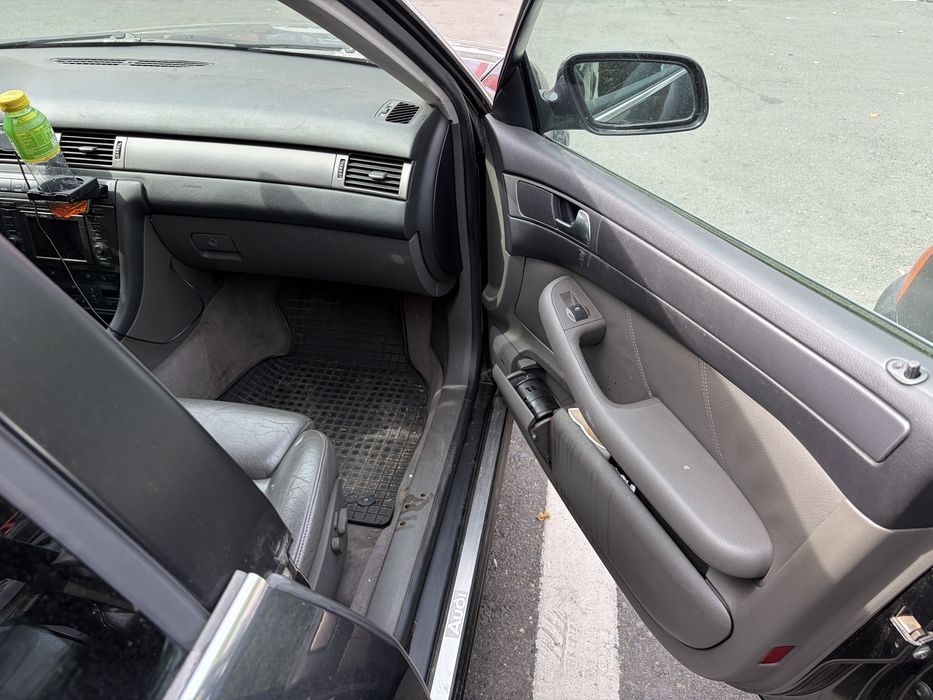Interior Recaro si sistem audio Bosse