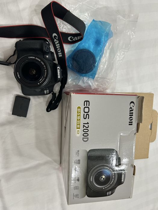 canon camera EOS 1200D