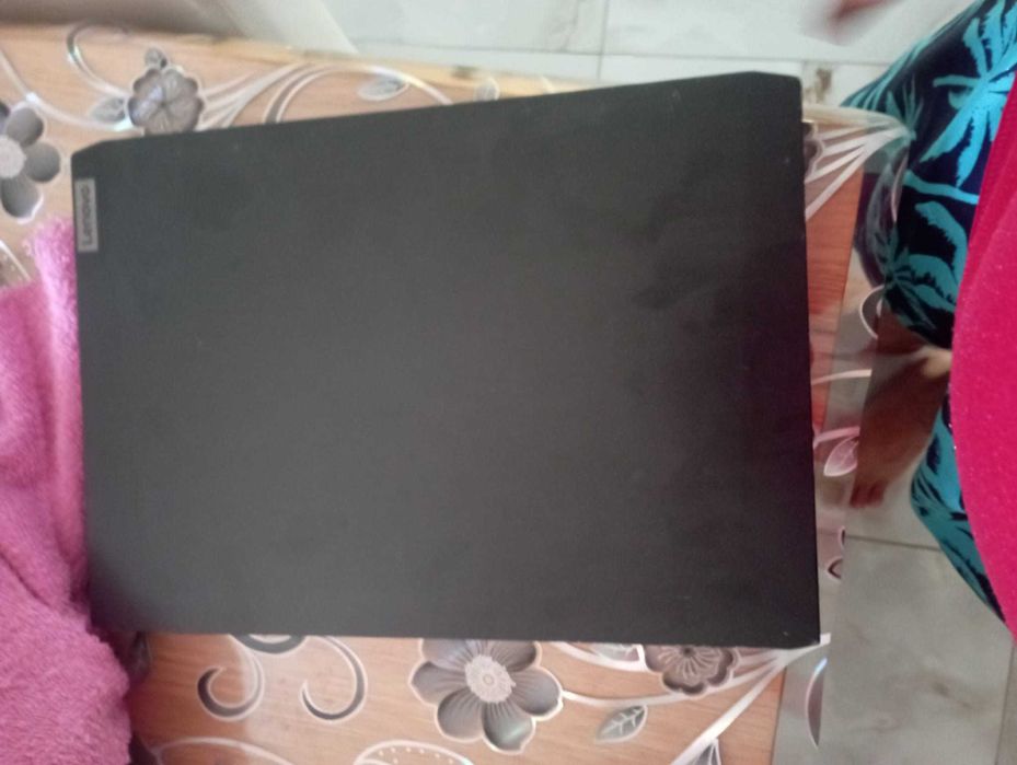 Laptop Gaming Lenovo IdeaPad 3 Defect