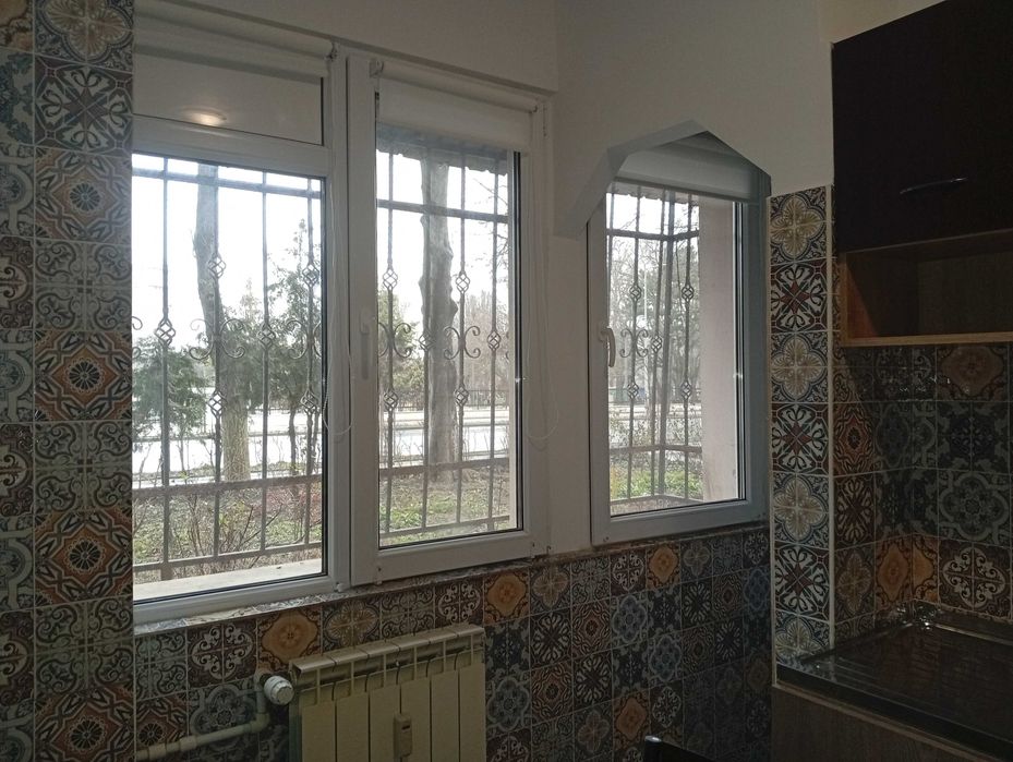 Inchiriez apartament decomandat GARA