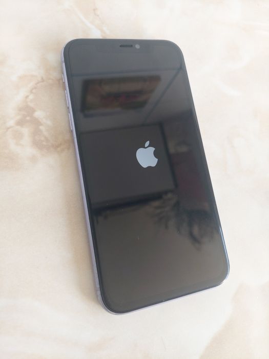 [11] Vând Apple iPhone 11 MOV Neverlocked (impecabil) //poze reale