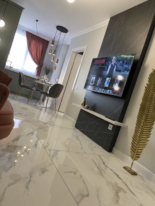 Inchiriez apartament regim hotelier 2 camere Ared Prima Shops bloc nou