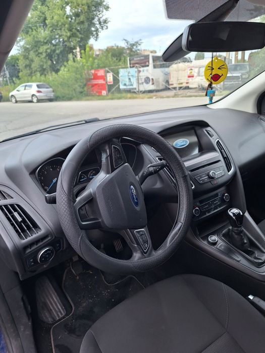 Ford focus ,  бензин