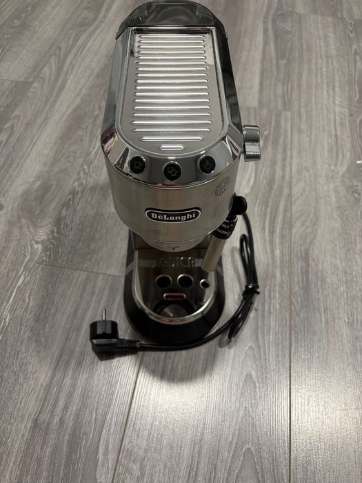 Продам кофемашину DeLonghi