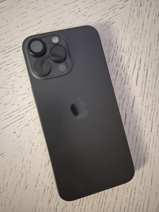 Продам 15 Про Макс