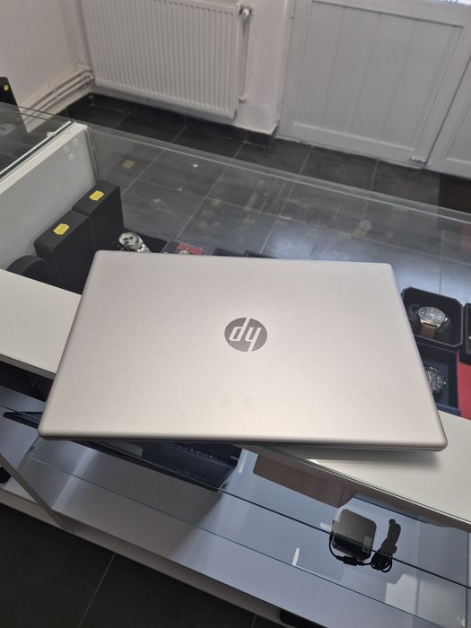 Laptop HP nou! - Ryzen3/8 gb ram