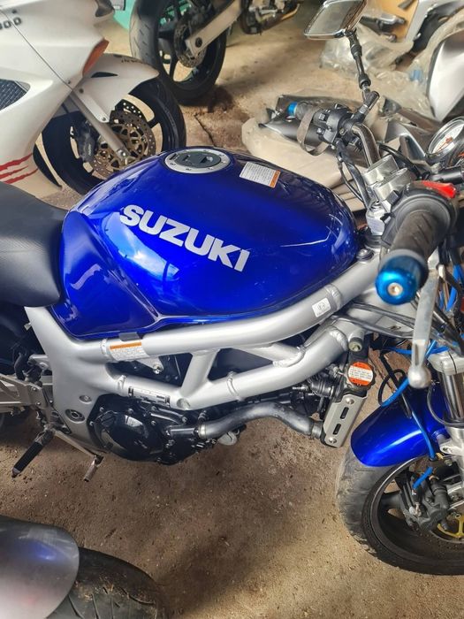 Vand piese Suzuki Sv650 roti/cadru/furca/discuri/carenaj