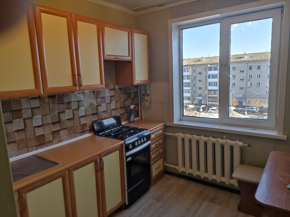 Сдам 2х ком.квартиру.