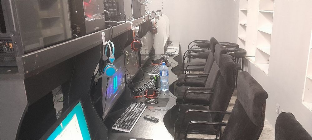 Kampyuter Game Club