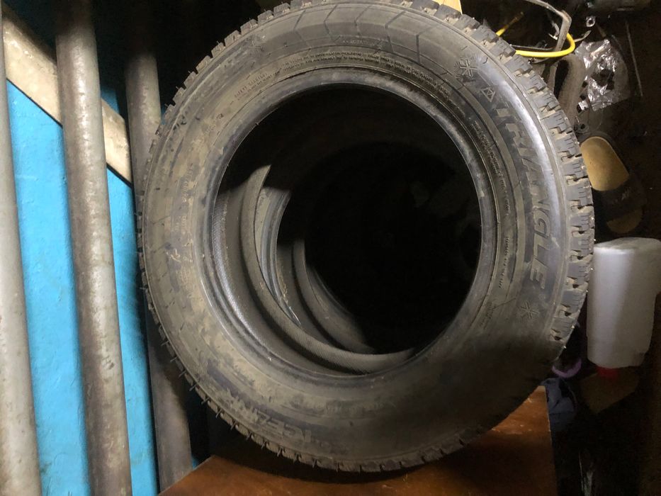 Пакрышки R16 215/60