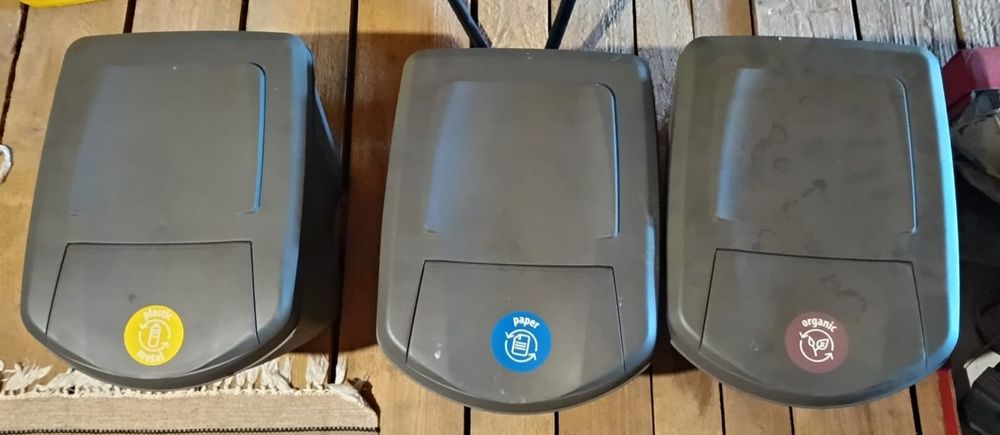 Cosuri de gunoi pentru reciclabile