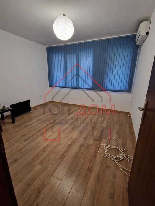 Дава се под наем Офис в Варна, Гранд Мол Варна - 48 кв.м за 306 € - Снимка #3