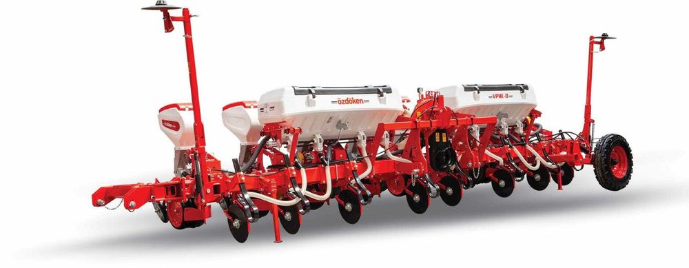 Сеялка пневматическая 8 рядов