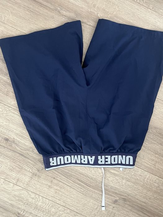 Under Armour : Нови размер S / Оригинал