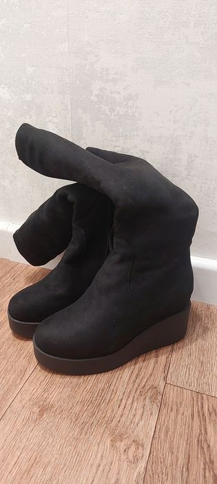 Зимние женские сапоги Bessoni 35 р