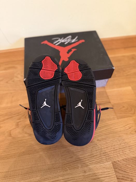 Air Jordan 4 Retro Red Thunder