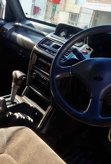 Автомобиль Mitsubishi Pajero