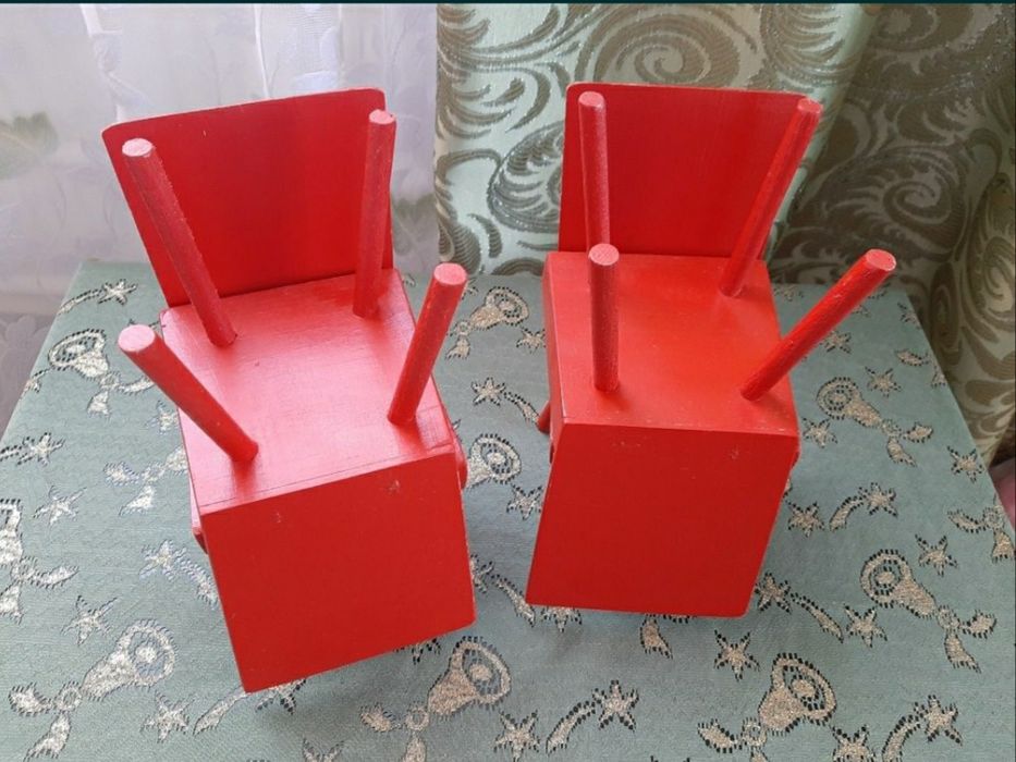 Детские деревянные стульчики