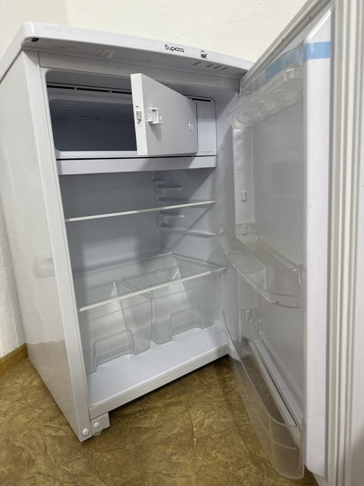 Продам холодильник БИРЮСА