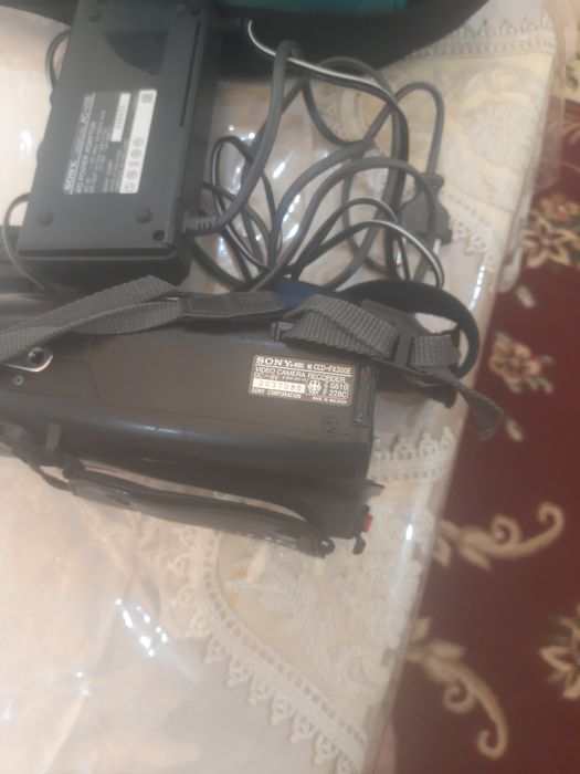 Видео камера SONUccd-fx300e