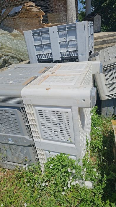 Boxpaleti din plastic