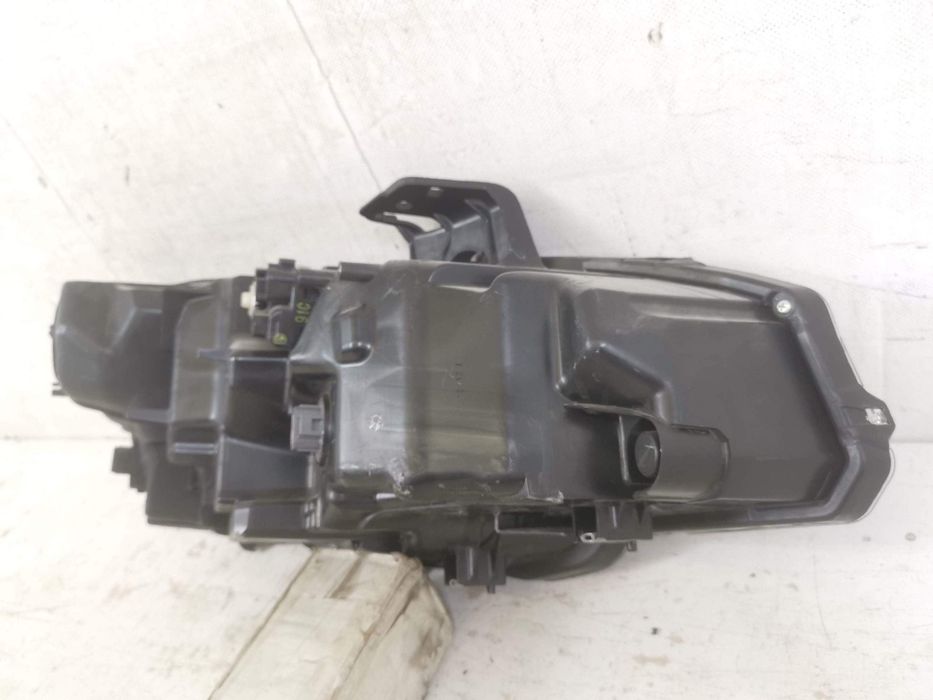 Хонда Сивик / Honda Civic 10 Hatchback - Ляв фар Full Led оригинален