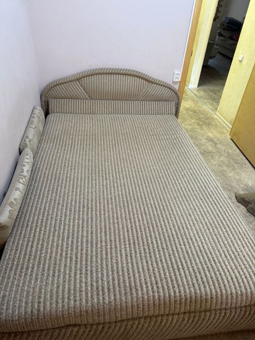 Кровать двухспальная