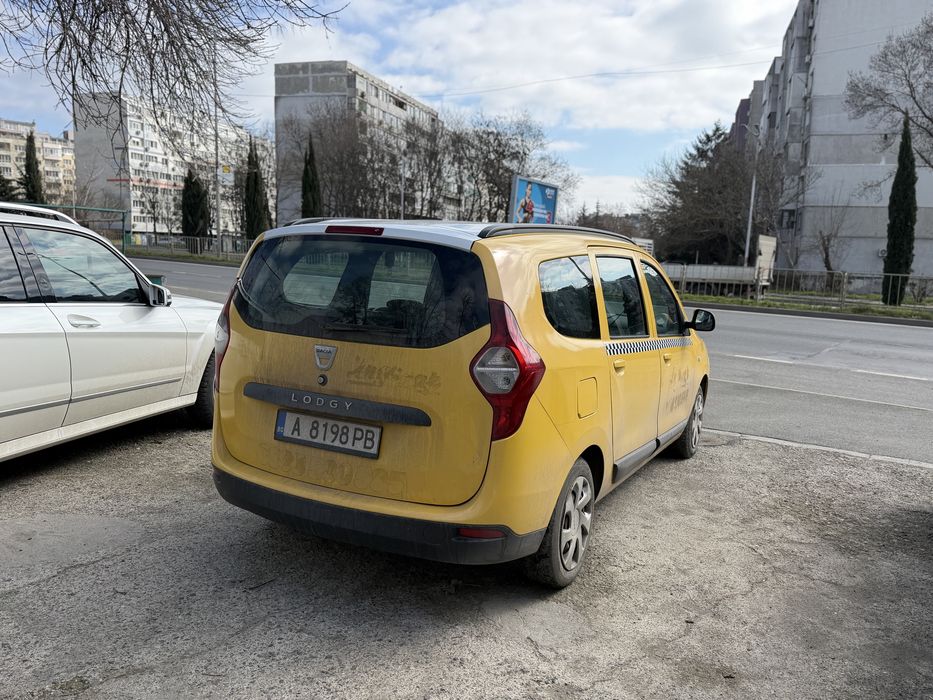 Dacia lodgy 1.6 заводски газ 6+1