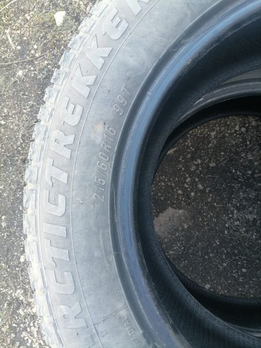 Продам шины 215/60R16