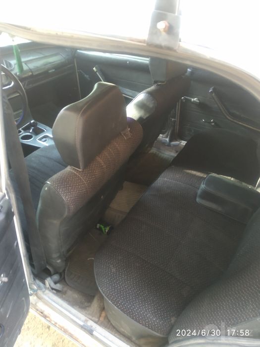 Vaz 2106 sotiladi mator priora 1.6  usti 08 galofkada