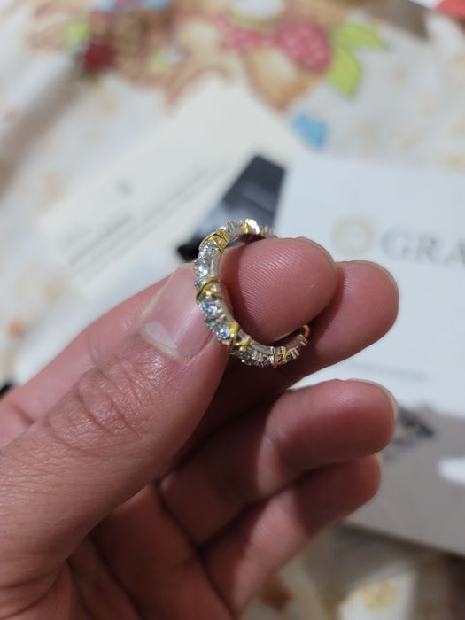 Брилиантовое кольцо от белого золота