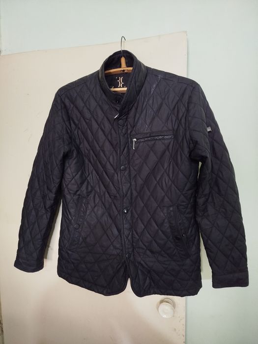 Куртки осень весна.