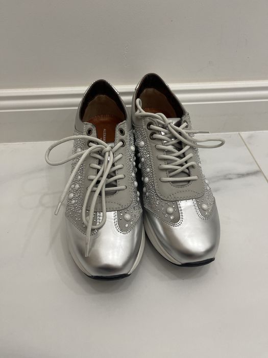 Дамски сиви маратонки Alexander Smith