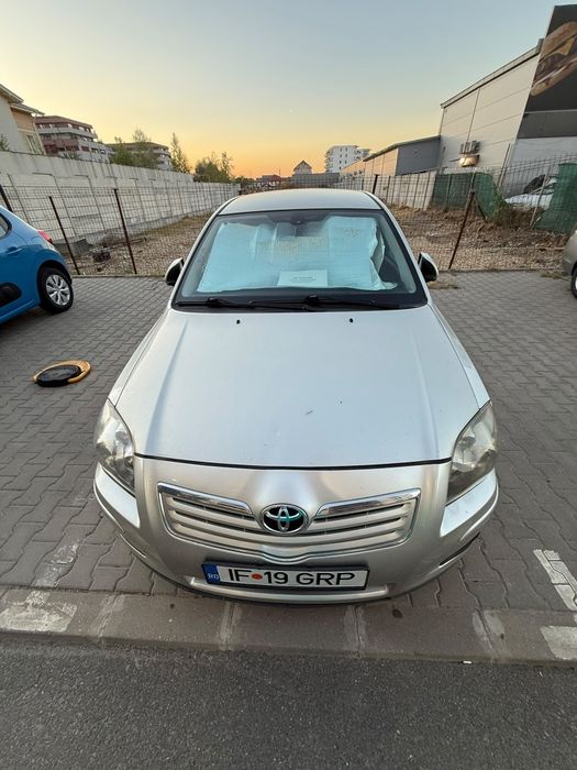 Se vinde Toyota Avensis
