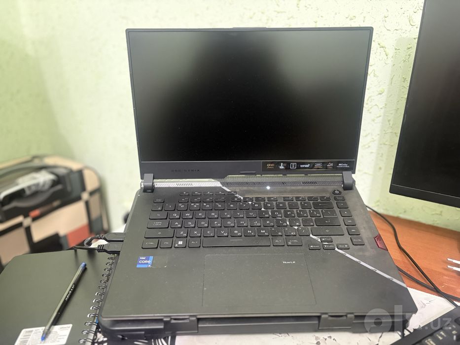 Asus rog stryx g16
