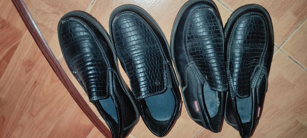 Продам детскую обувь для мальчиков и девочек