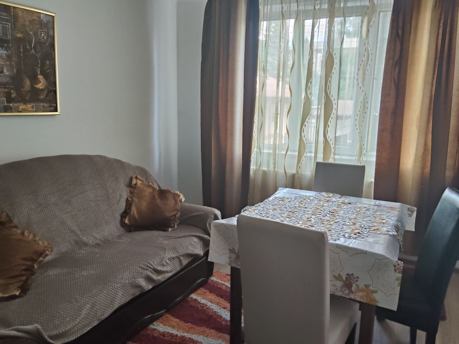 Închiriez apartament 2 camere nedecomandate