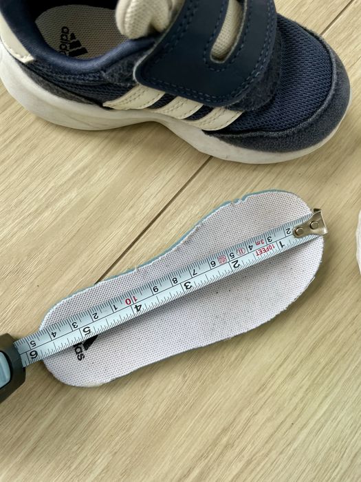 Обувки/ маратонки МНОГО ЗАПАЗЕНИ